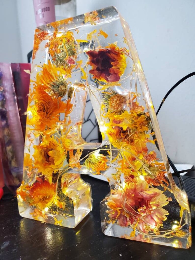 🌸Last Day 49% OFF - Flowers Resin Night Light (Free Shipping)